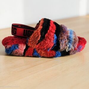 UGG Women's Fluff Yeah Slide CALI Collage Slipper  Size 7 Red Multicolor